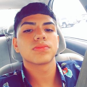 Meet your Posher, Aaron